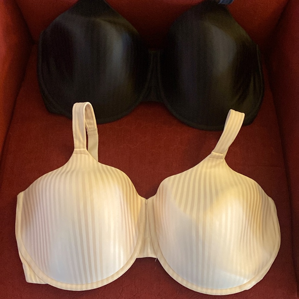 2 BRAS FOR 65.00 1 Black and 1 Blush underwire Playtex bras.